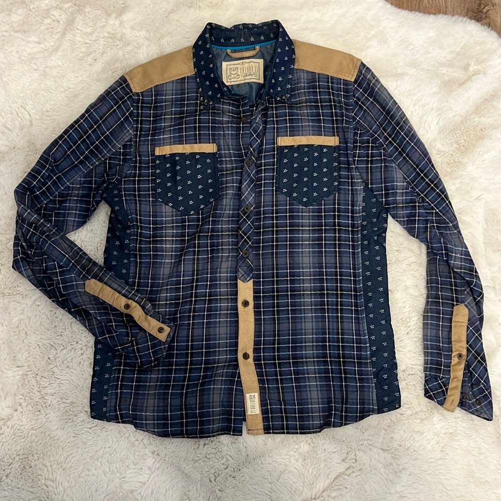 Entree LS Plaid Mixed Print Suede Detail Long Sleeve Button Down Shirt